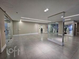Image 30 - 917050