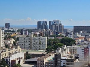 Image 15 - 917050