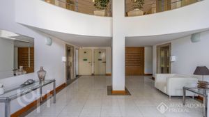 Image 3 - 917056