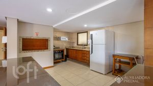 Image 4 - 917056