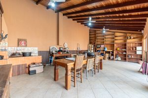 Image 31 - 917068
