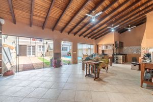 Image 35 - 917068