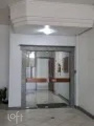 Image 7 - 917111