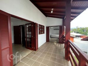 Image 12 - 917112