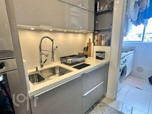 Image 19 - 917120