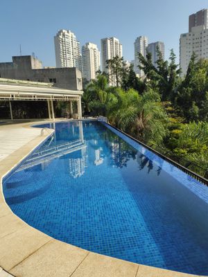 Image 13 - 917129