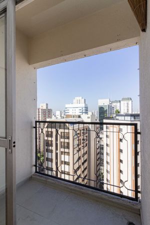 Image 4 - 917161