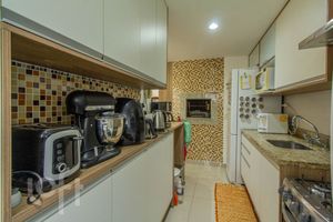 Image 9 - 917168