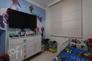 Image 10 - 917182