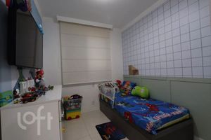 Image 9 - 917182