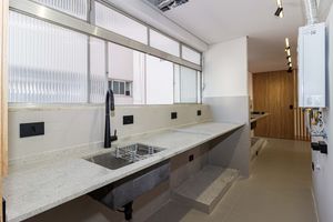 Image 27 - 917184