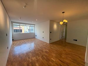 Image 3 - 917184