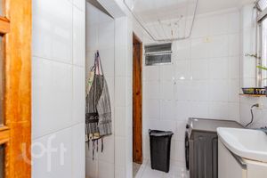Image 39 - 917193