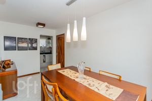 Image 32 - 917193