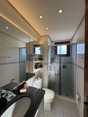 Image 12 - 917206