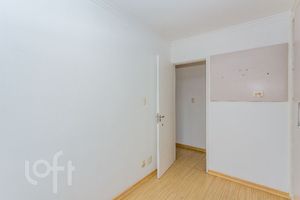 Image 25 - 917210