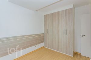 Image 30 - 917210