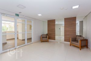 Image 38 - 917210