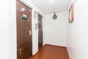 Image 11 - 917219