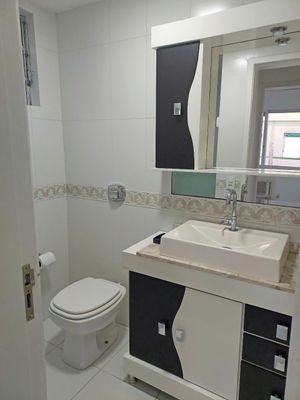 Image 3 - 917225