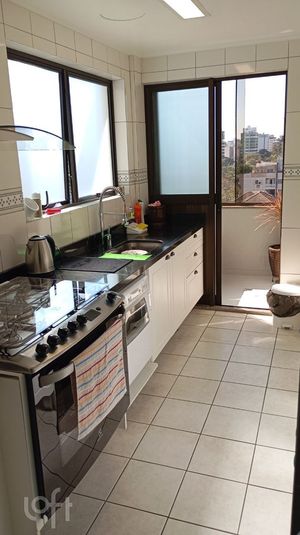 Image 13 - 917267