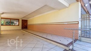 Image 38 - 917281