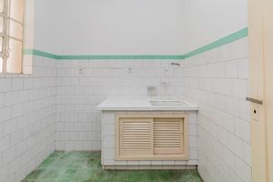 Image 7 - 917284