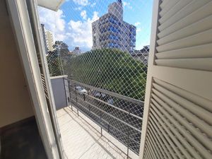 Image 9 - 917297