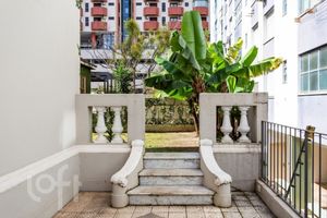 Image 38 - 917303