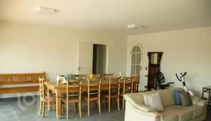 Image 4 - 917310