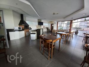 Image 4 - 917319