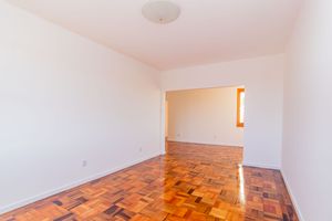 Image 3 - 917322
