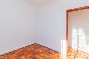Image 17 - 917322