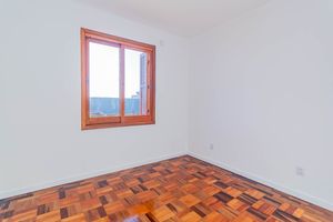 Image 18 - 917322