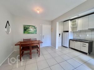 Image 3 - 917323