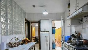 Image 18 - 917326