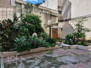 Image 19 - 917329