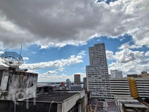Image 20 - 917329