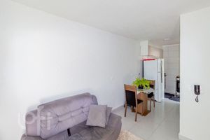 Image 17 - 917334