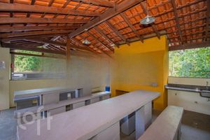 Image 30 - 917341