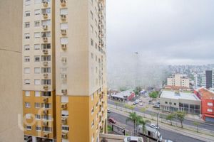 Image 4 - 917341