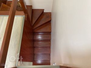 Image 8 - 917350