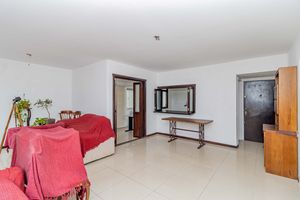 Image 6 - 917367