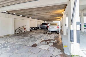Image 37 - 917367