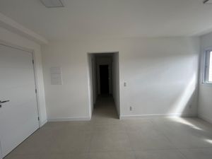 Image 4 - 917375