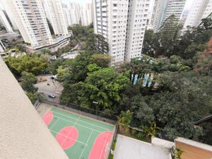Image 27 - 917376