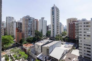 Image 23 - 917382
