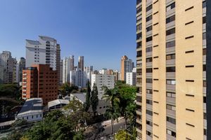 Image 47 - 917382