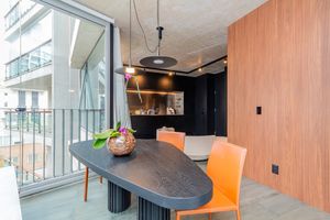 Image 3 - 917387