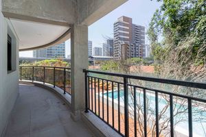 Image 7 - 917394